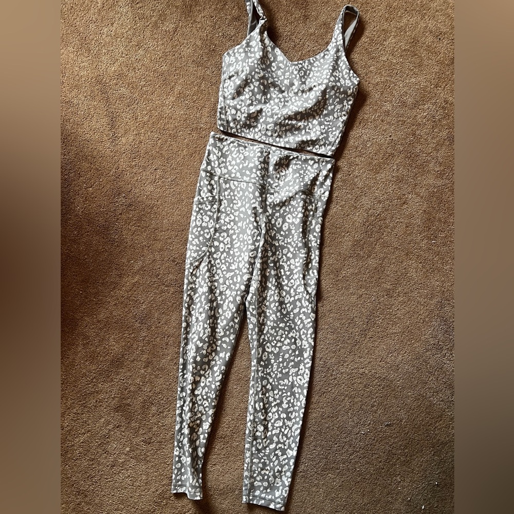 Old Navy athletic set